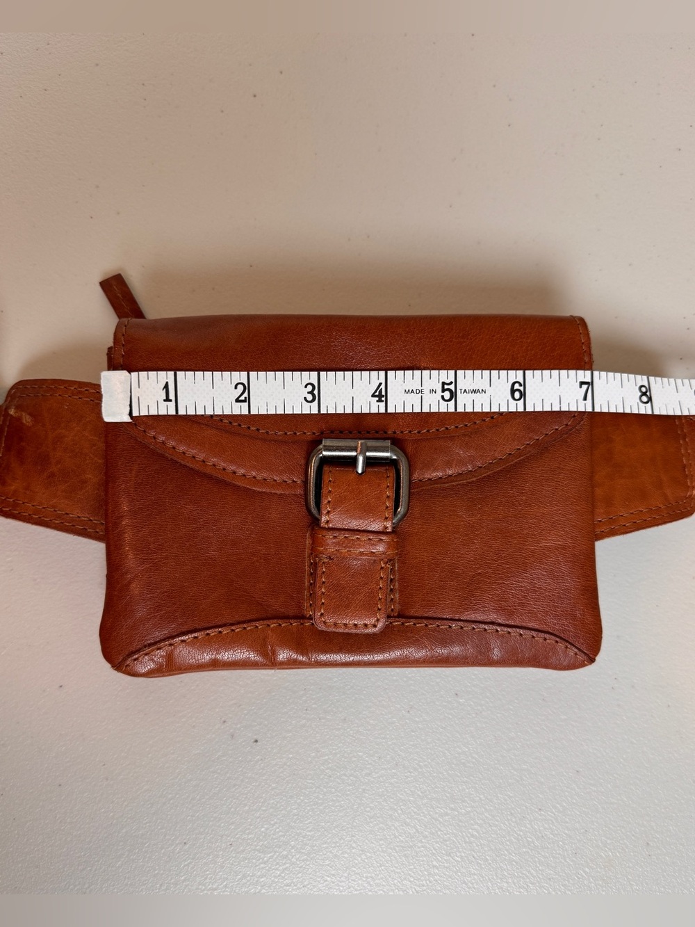Spikes & Sparrow Brown Leather Belt Bag | Genuine Leather | Adjustable Waist Bag - Picture 3 of 16